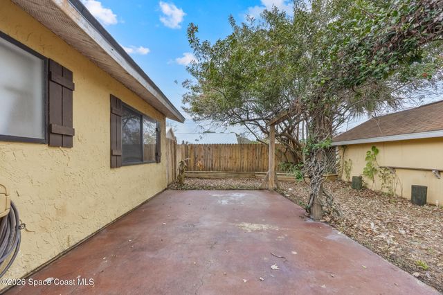 701 Rostock Circle NW, Palm Bay, FL 32907