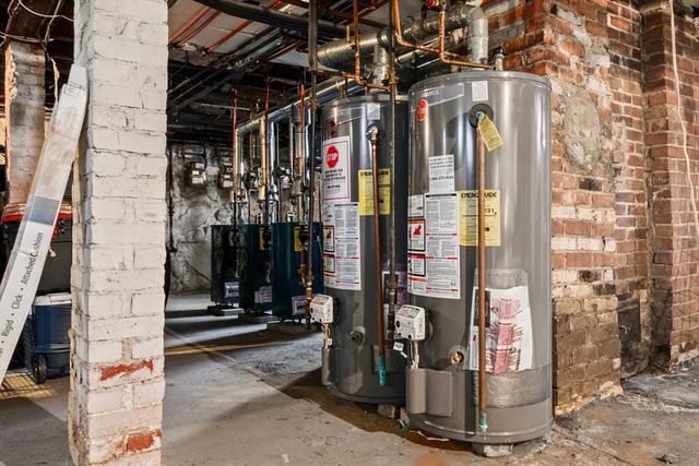 4 Butler Ave, Danvers, MA 01923