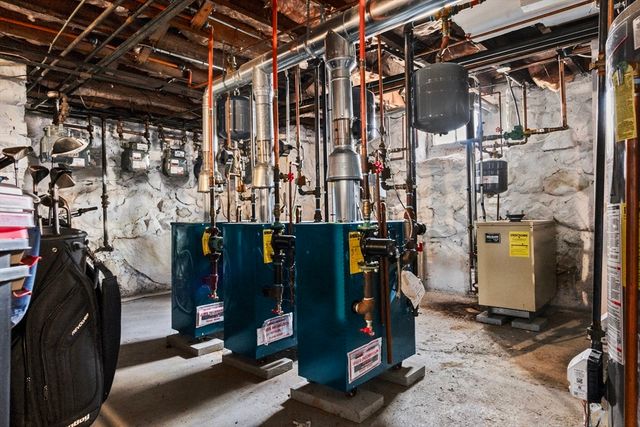 4 Butler Ave, Danvers, MA 01923