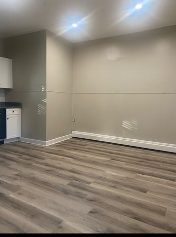 4 Butler Ave, Danvers, MA 01923