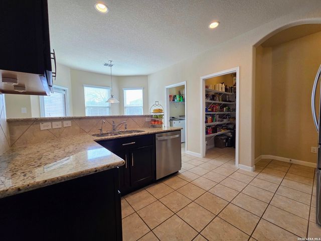 11414 Oaks Hike, San Antonio, TX 78245