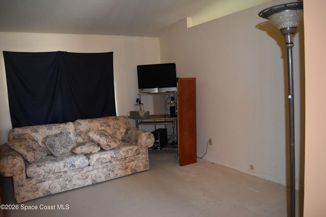 1626 Amador Avenue NW, Palm Bay, FL 32907