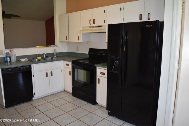 1626 Amador Avenue NW, Palm Bay, FL 32907