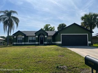 1626 Amador Avenue NW, Palm Bay, FL 32907