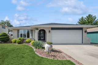 11608 S Leamington Avenue, Alsip, IL 60803