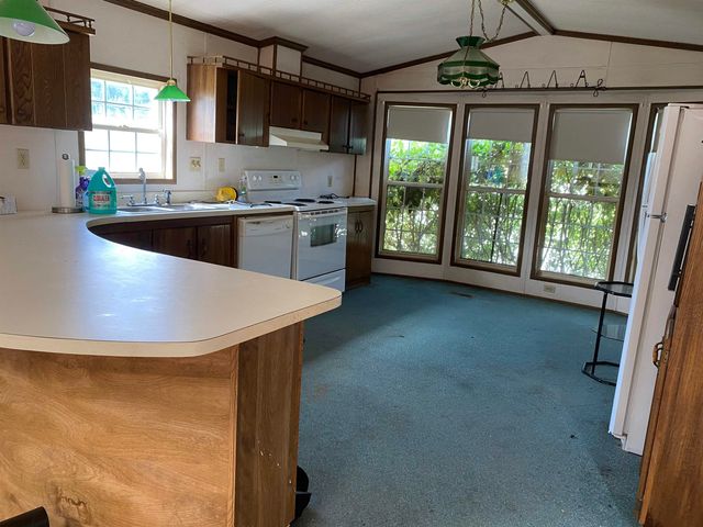 60 SILVER Street, Seabrook, NH 03874