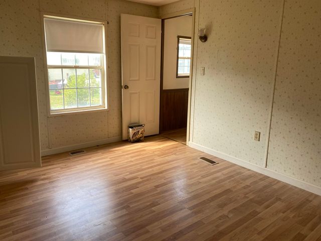60 SILVER Street, Seabrook, NH 03874