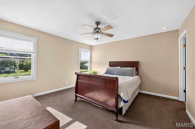 20741 E Deer Ridge, Warrenton, MO 63383