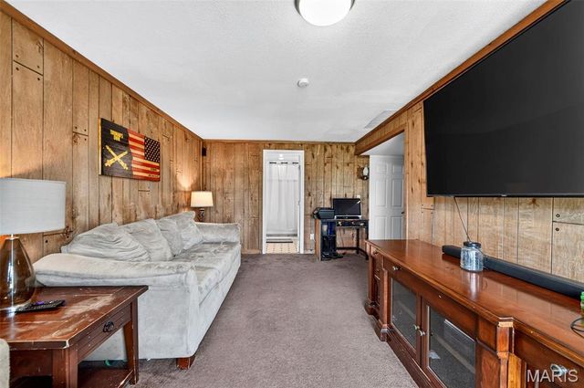 20741 E Deer Ridge, Warrenton, MO 63383