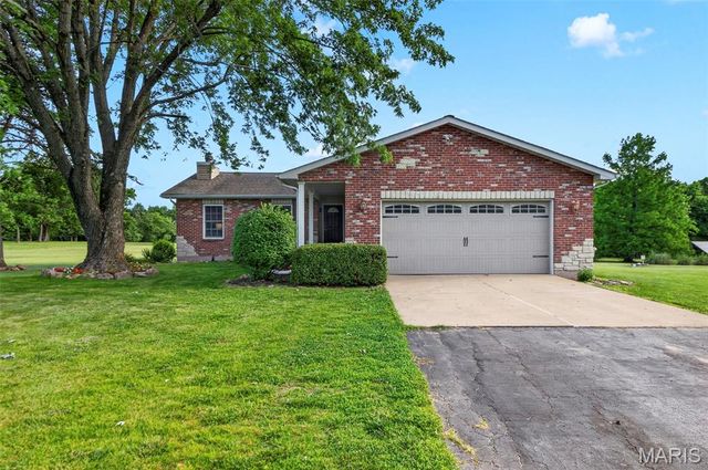 20741 E Deer Ridge, Warrenton, MO 63383