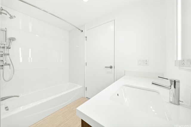 1500 Rycroft Street 4018R, Honolulu, HI 96814