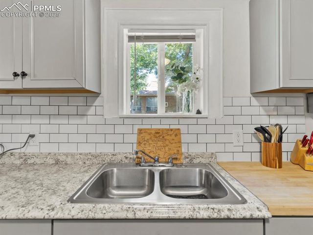 3026 N Hancock Avenue, Colorado Springs, CO 80907