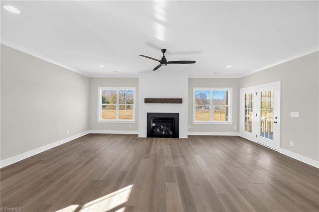 8305 Pyramid Drive, Summerfield, NC 27358
