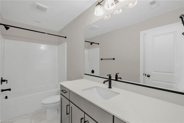 8305 Pyramid Drive, Summerfield, NC 27358