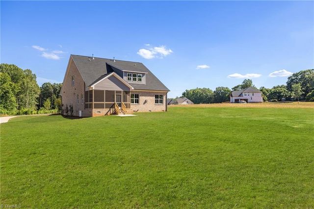 8305 Pyramid Drive, Summerfield, NC 27358