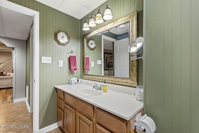 3748 Whitworth Drive, Knoxville, TN 37938