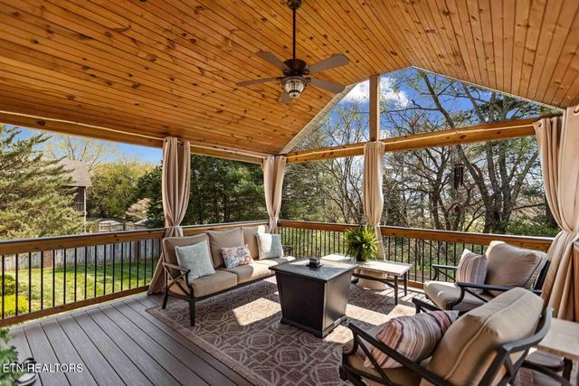 3748 Whitworth Drive, Knoxville, TN 37938