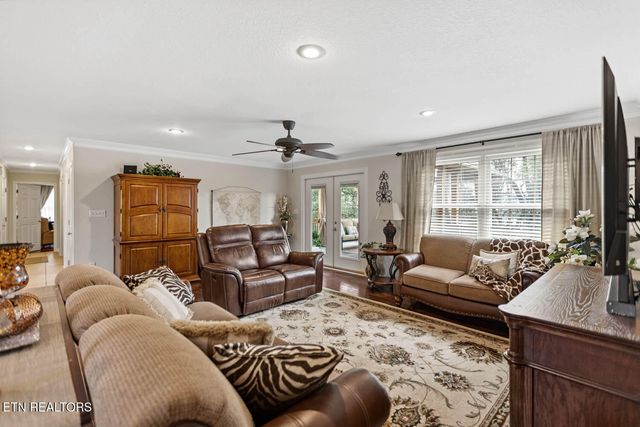 3748 Whitworth Drive, Knoxville, TN 37938