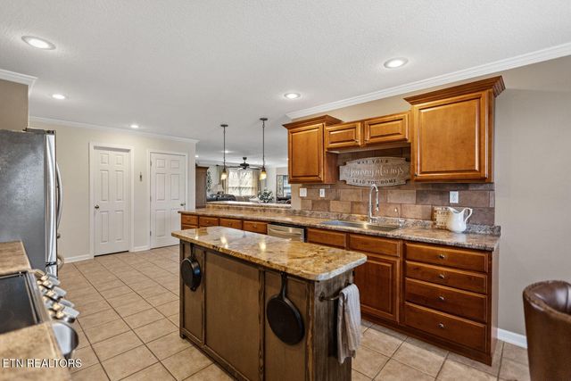 3748 Whitworth Drive, Knoxville, TN 37938