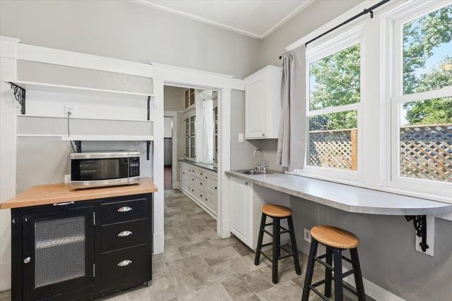 1903 E Glass Ave, Spokane, WA 99207