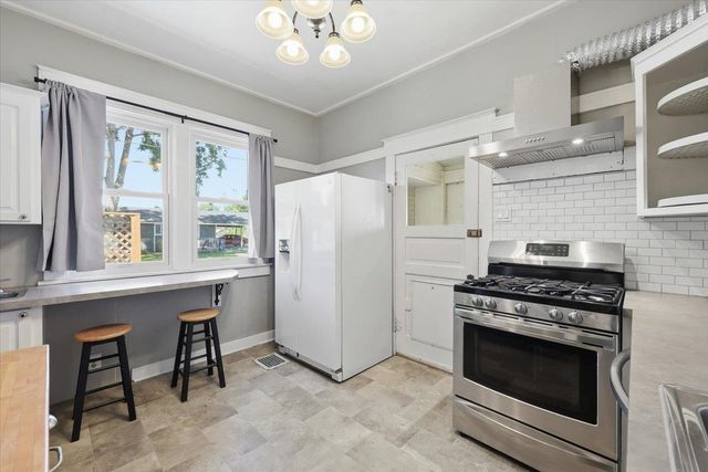 1903 E Glass Ave, Spokane, WA 99207