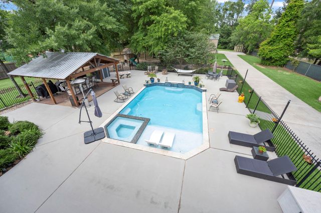 18726 Casper Drive, Spring, TX 77373
