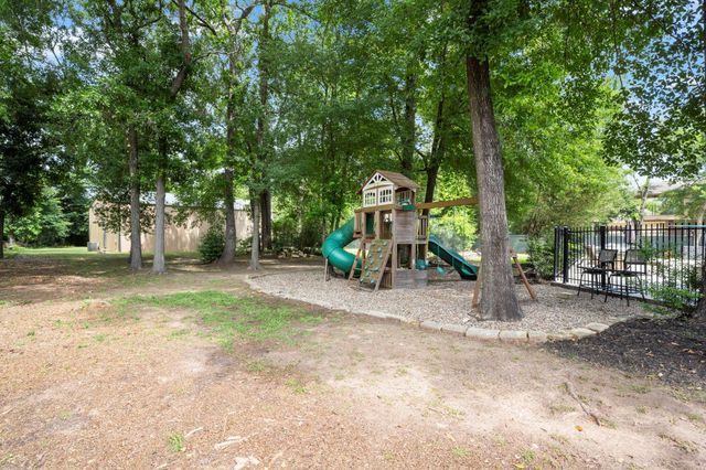 18726 Casper Drive, Spring, TX 77373