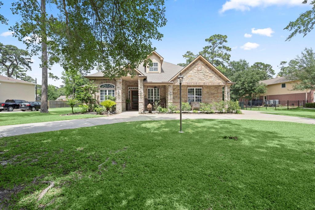 18726 Casper Drive, Spring, TX 77373
