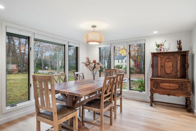 45 F W Hartford Drive, Portsmouth, NH 03801