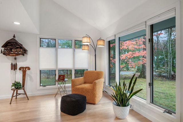 45 F W Hartford Drive, Portsmouth, NH 03801