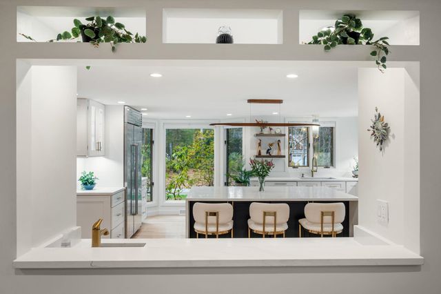 45 F W Hartford Drive, Portsmouth, NH 03801