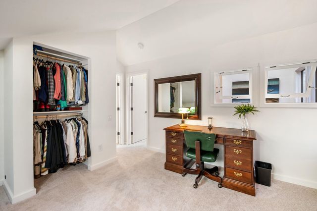 45 F W Hartford Drive, Portsmouth, NH 03801