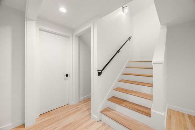 45 F W Hartford Drive, Portsmouth, NH 03801