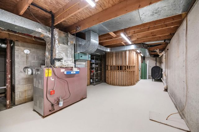 45 F W Hartford Drive, Portsmouth, NH 03801