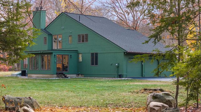 45 F W Hartford Drive, Portsmouth, NH 03801