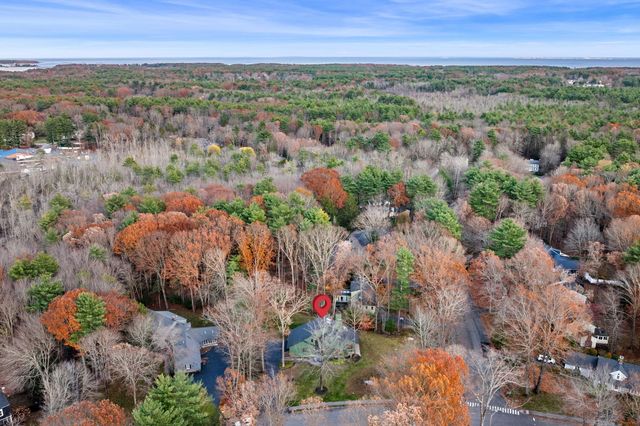 45 F W Hartford Drive, Portsmouth, NH 03801