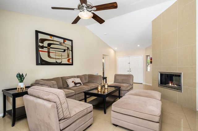 76915 Tricia Lane, Palm Desert, CA 92211