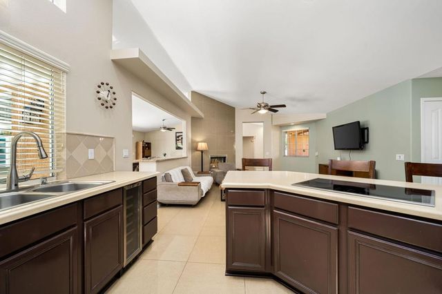 76915 Tricia Lane, Palm Desert, CA 92211