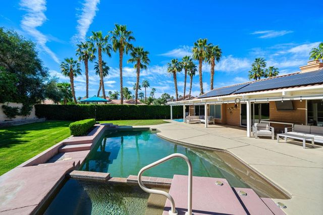 76915 Tricia Lane, Palm Desert, CA 92211