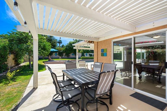 76915 Tricia Lane, Palm Desert, CA 92211