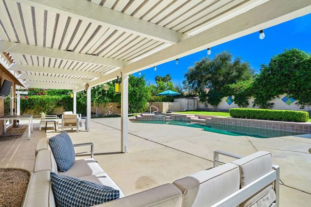 76915 Tricia Lane, Palm Desert, CA 92211