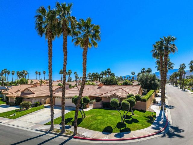 76915 Tricia Lane, Palm Desert, CA 92211