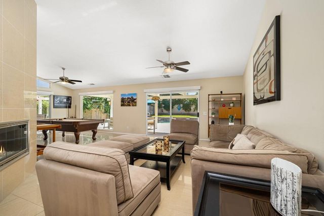 76915 Tricia Lane, Palm Desert, CA 92211