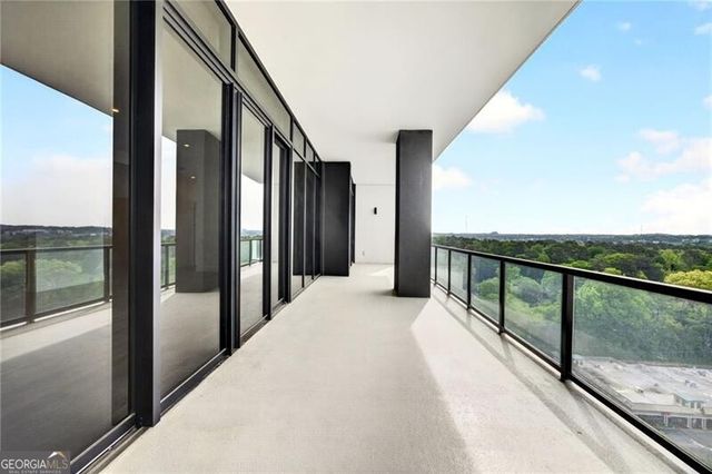 2425 Peachtree Road NE 1504, Atlanta, GA 30305