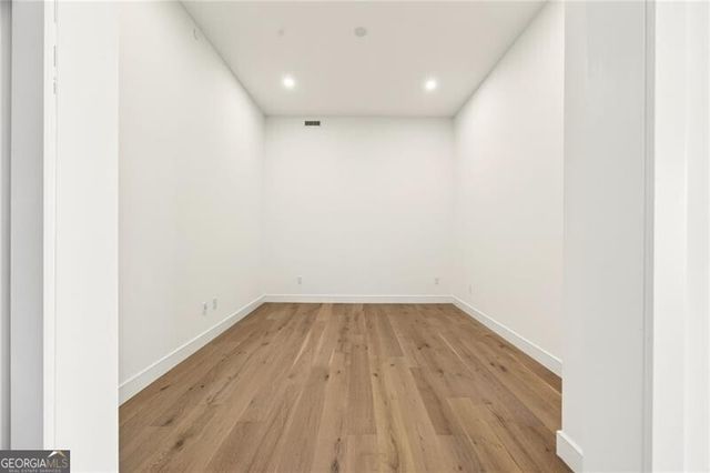 2425 Peachtree Road NE 1504, Atlanta, GA 30305