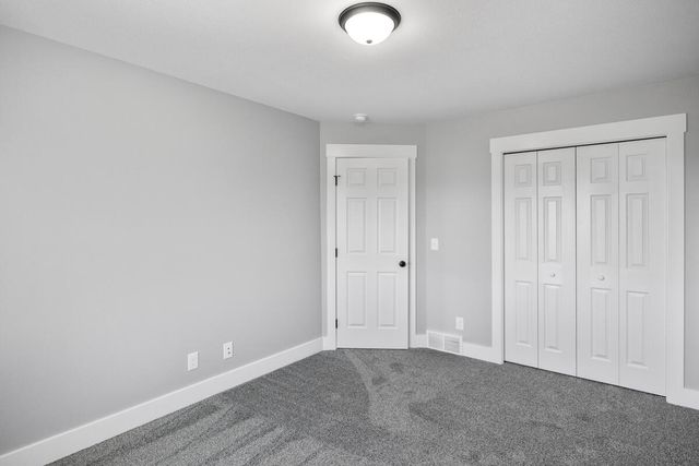 5230 S Columbine Lane, Fremont, MI 49412