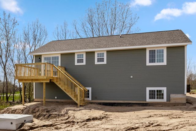 5230 S Columbine Lane, Fremont, MI 49412