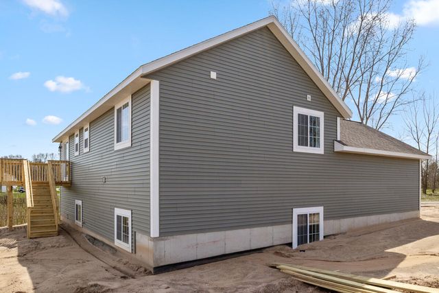 5230 S Columbine Lane, Fremont, MI 49412