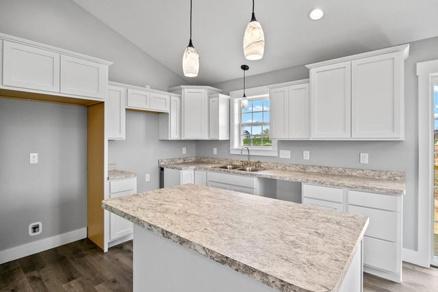 5230 S Columbine Lane, Fremont, MI 49412