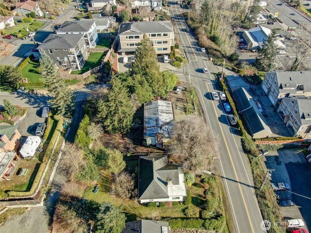 6330 NE 181st Street, Kenmore, WA 98028